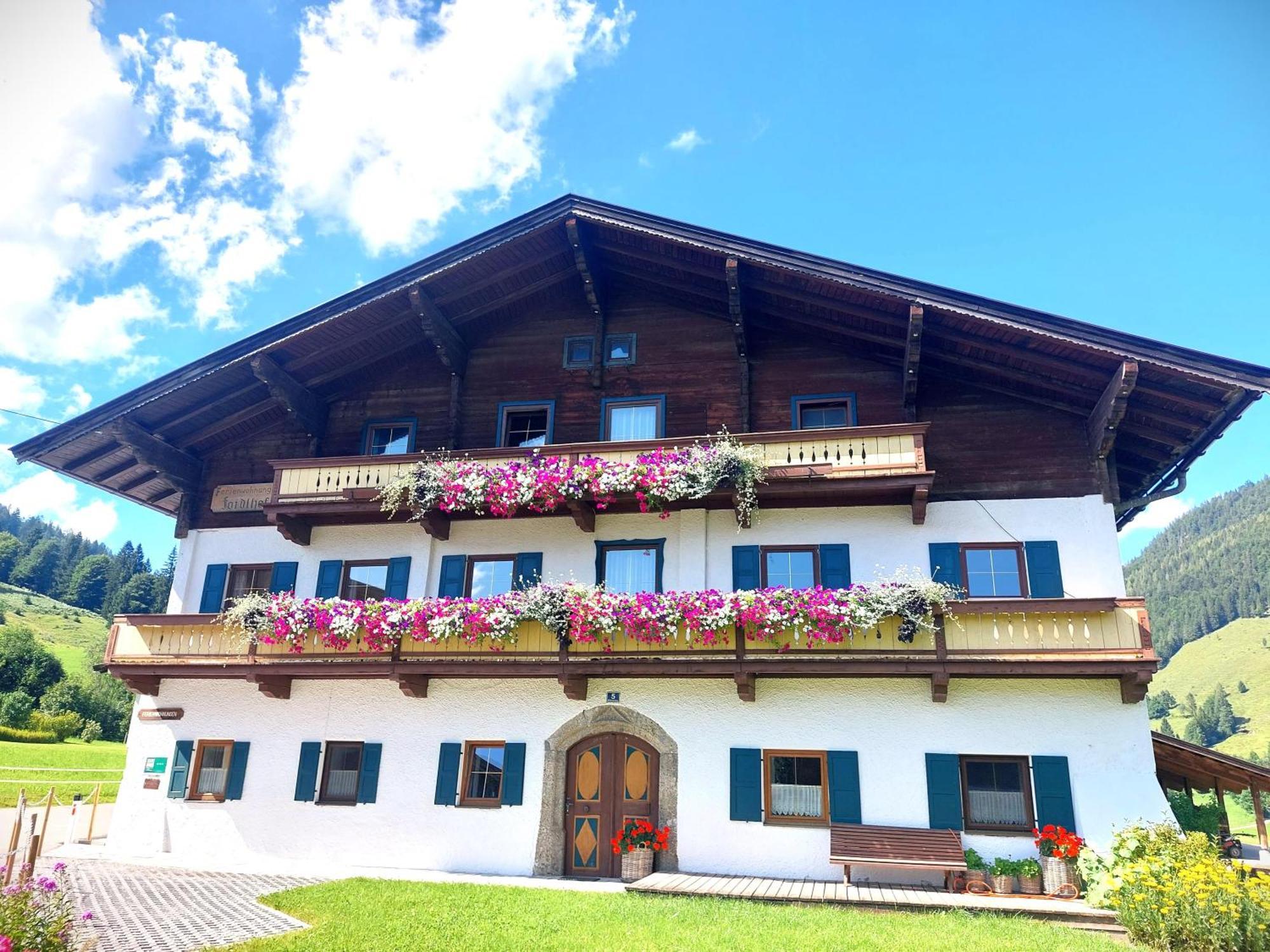Ferienwohnungen Foidlhof Хохфильцен Экстерьер фото